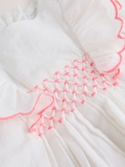 Nyeupe - Woven Baby Dress and Knickers Set 2 Piece (0mths-2yrs) - Picha 10 kati ya 11