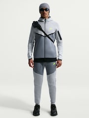 رمادي - سترة بقلنسوة فليس بسحاب Tech من Lyle & Scott - صورة 5 من 5