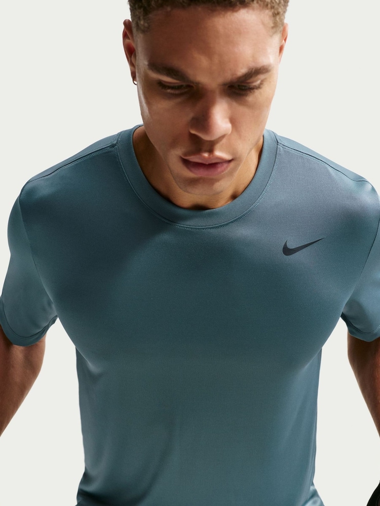 Nike Mineral Slate Dri-FIT Legend Training T-Shirt - Image 5 of 5 Nike Mineral Slate Dri-FIT Legend Training T-Shirt - Image 5 of 5