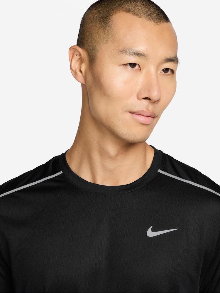 Nike Black Miler Dri-FIT UV Running T-Shirt - Image 3 of 3 Nike Black Miler Dri-FIT UV Running T-Shirt - Image 3 of 3