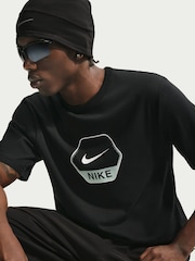 Nike Chrome Black Sportswear Graphic T-Shirt - Image 3 of 5