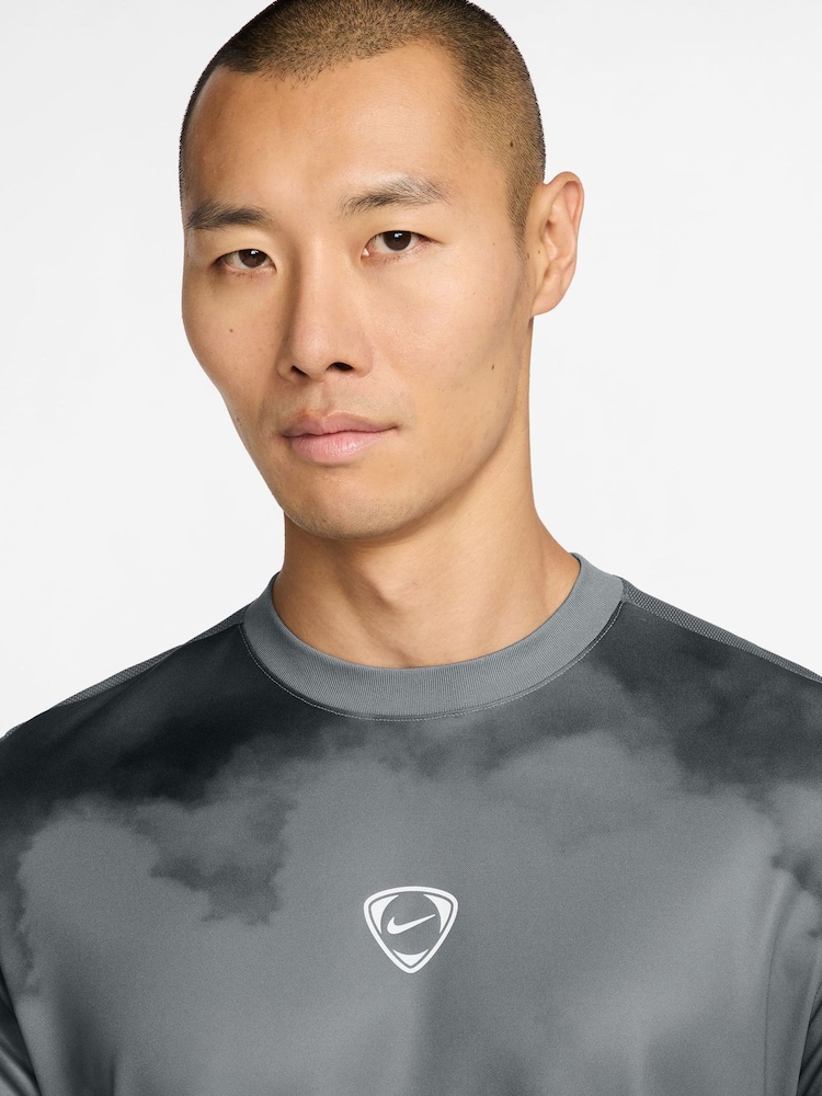 Camiseta de fútbol de manga corta Academy Dri-FIT de Nike - Imagen 3 de 3