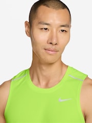 Nike Volt Ice Yellow Miler Dri-FIT Running Vest - Image 3 of 3