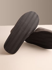 Taupe - 시그니처 가죽 뮬 슬리퍼 - 8의 이미지 8