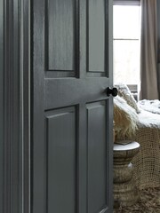 Abigail Ahern Dakota Mountain 2.5 Litre Emulsion Paint - Image 3 of 7