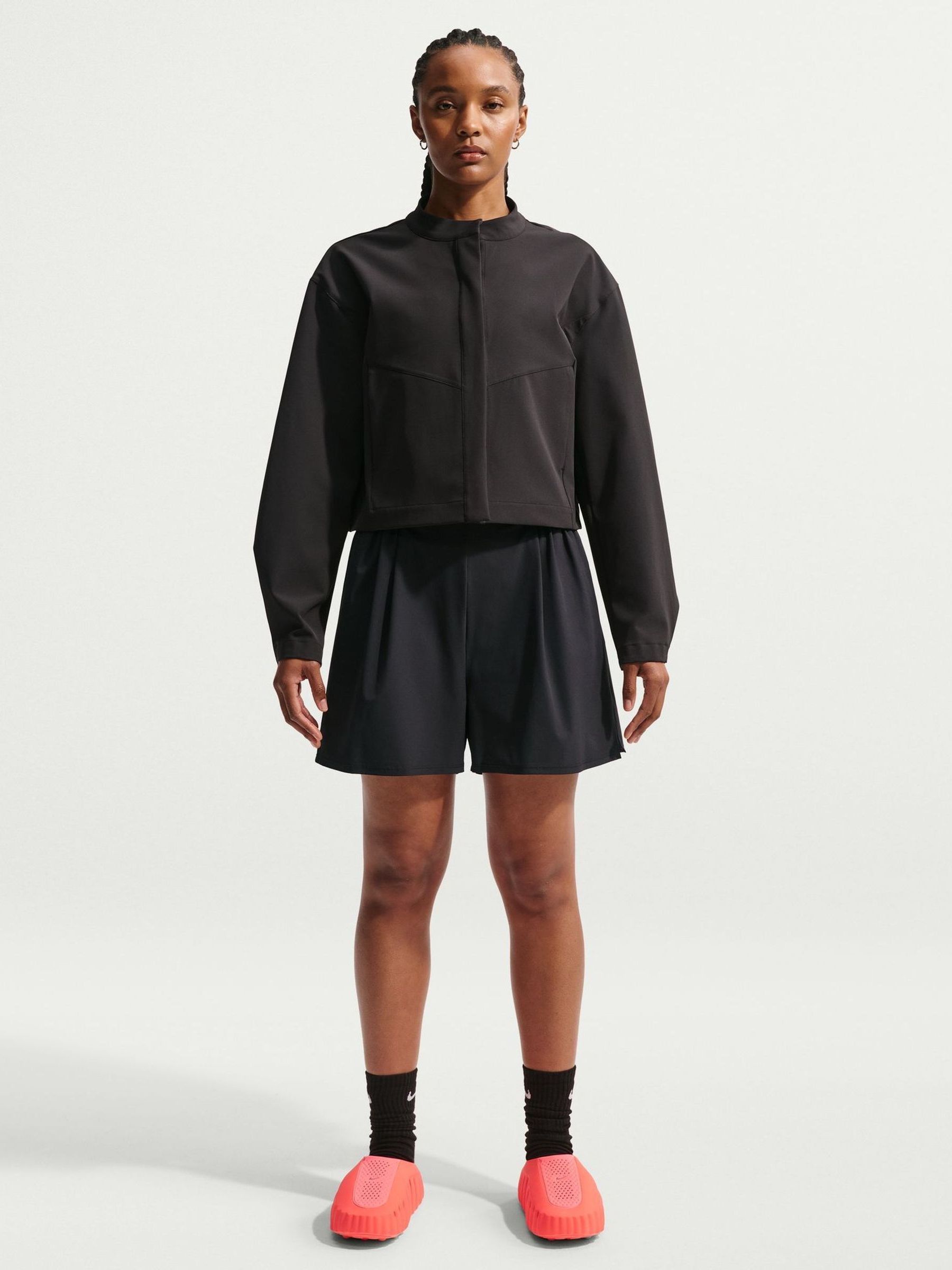 Next：日本 ブラック - Nike 24.7PerfectStretch Dri-FIT ウーブン