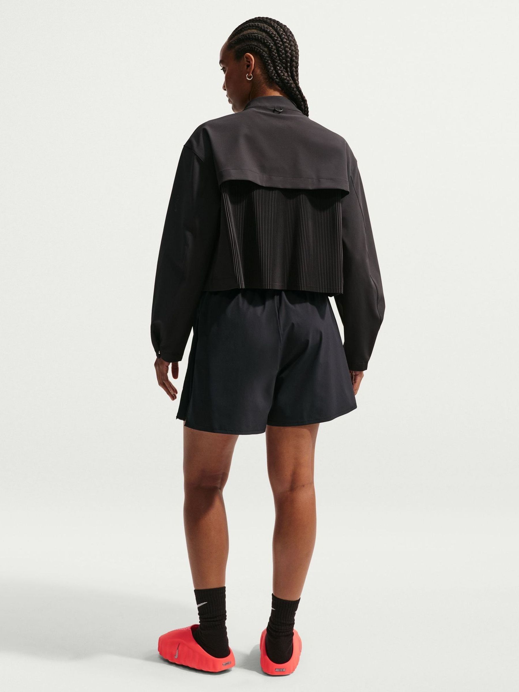 Next：日本 ブラック - Nike 24.7PerfectStretch Dri-FIT ウーブン