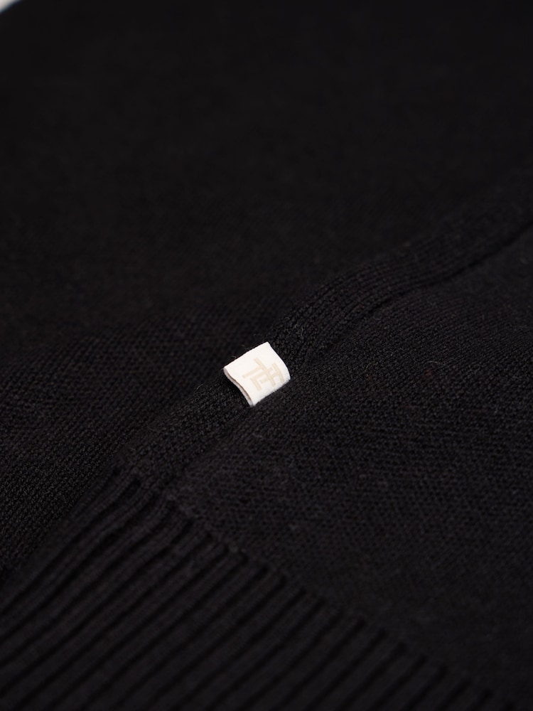 The Little Tailor Zip Neck Ski Christmas Jumper - Image 7 of 7 The Little Tailor Zip Neck Ski Christmas Jumper - Image 7 of 7