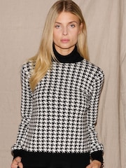The Little Tailor Luxury Dogtooth Design Knit Black Jumper - Image 5 of 5