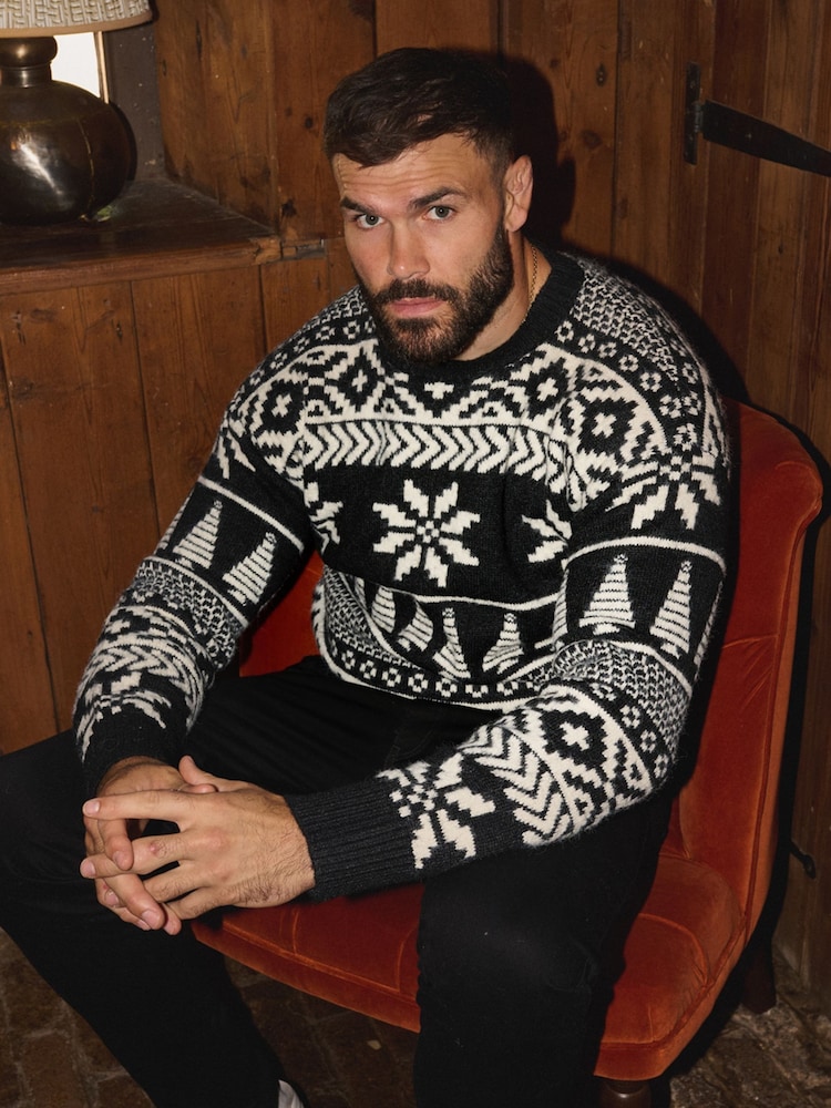 The Little Tailor Chunky Two Tone Fairisle Jumper - Image 2 of 3 The Little Tailor Chunky Two Tone Fairisle Jumper - Image 2 of 3