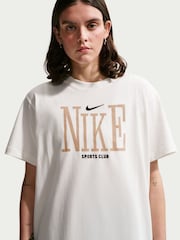 Nike Neutral Logo Graphic Oversized T-Shirt - Image 3 of 5