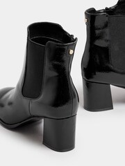 Yours Curve Black Extra-Wide Fit Patent Block Heel Chelsea Boots - Image 5 of 5
