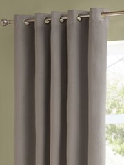 Furn The Ultimate Velvet 100% Blackout Eyelet Curtains - صورة 4 من 7