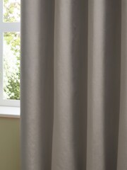 Furn The Ultimate Velvet 100% Blackout Eyelet Curtains - صورة 5 من 7