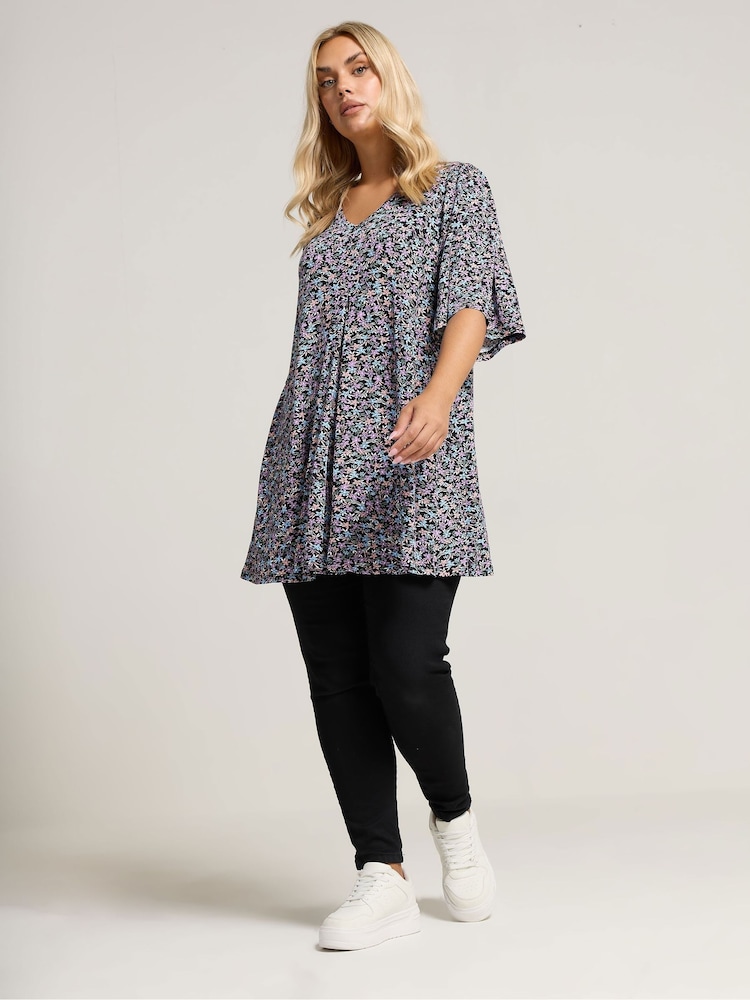 Yours Curve Black Pleated Swing Top - Image 2 of 5 Yours Curve Black Pleated Swing Top - Image 2 of 5