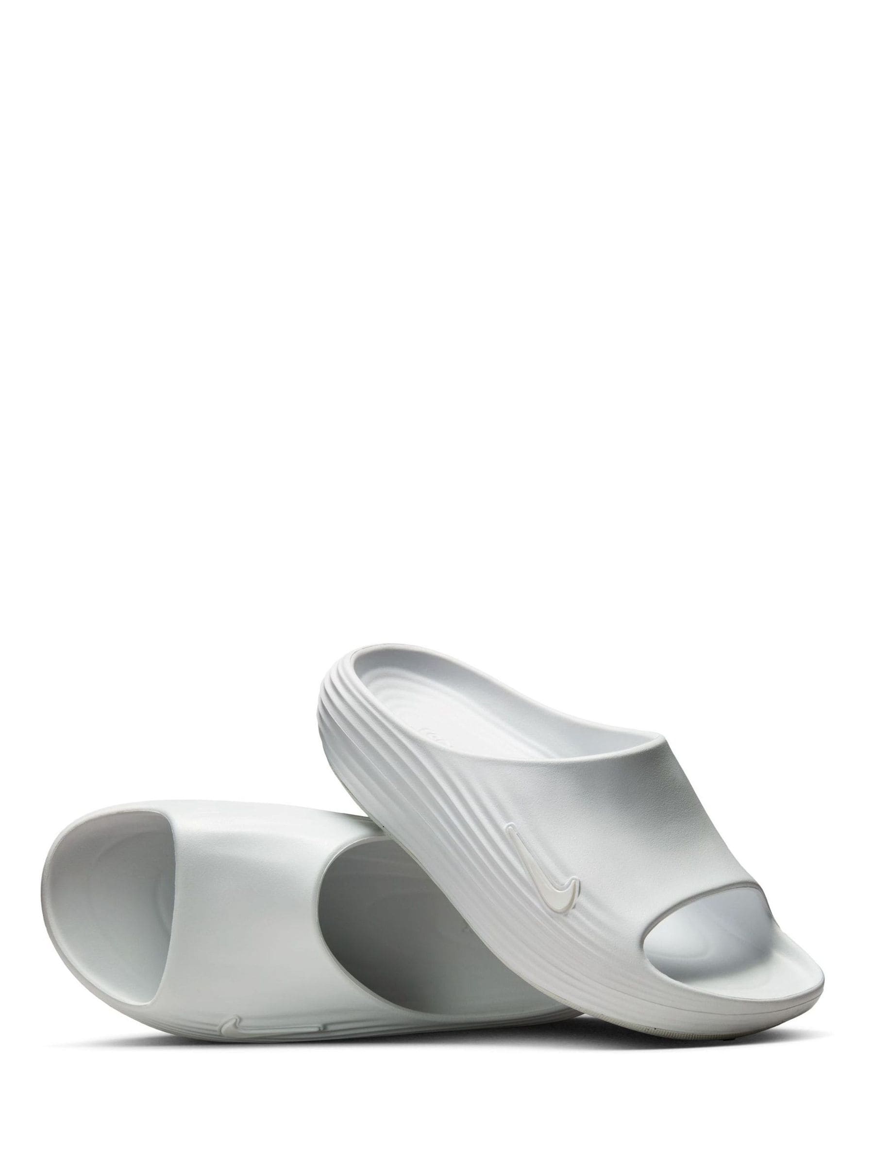 Cumpără Alb - Nike ReactX Rejuven8 Sandale from Next Romania