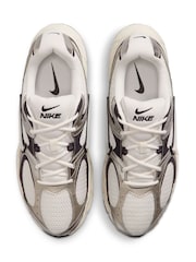 Nike Silver/Black V5 Vomero Trainers - Image 8 of 8