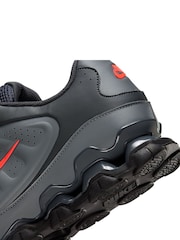 Nike Black Reax 8 Trainers - Image 10 of 10