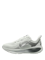 Nike White/Silver Vomero 18 Running Trainers - Image 2 of 4