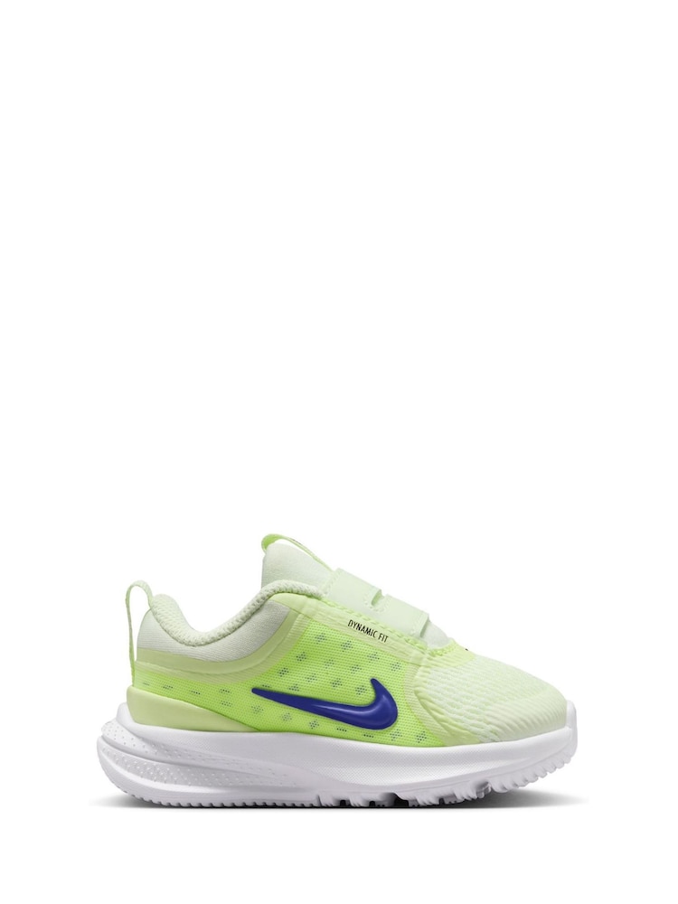 Nike Green Volt Infant Star Runner 5 Trainers - Image 1 of 7