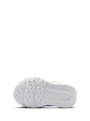 Nike Green Volt Infant Star Runner 5 Trainers - Image 5 of 7