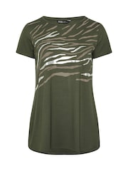 Yours Curve Green Foil Animal Print Top - Image 5 of 5
