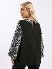 Yours Curve Black Leopard Print Brushed 2-In-1 Top - Image 3 of 5