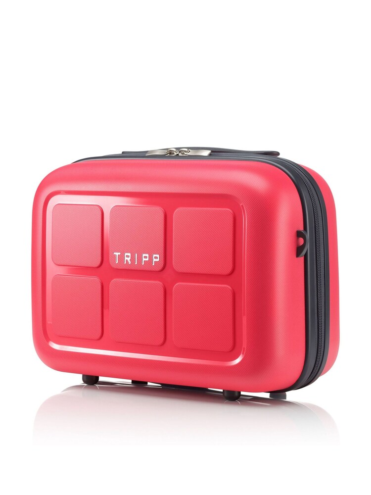 Tripp Red Holiday 8 Vanity Case 25x37x17cm Ryanair Underseat - Image 2 of 4 Tripp Red Holiday 8 Vanity Case 25x37x17cm Ryanair Underseat - Image 2 of 4
