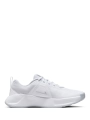 Nike White MC 3 Gym Trainers - Image 3 of 11