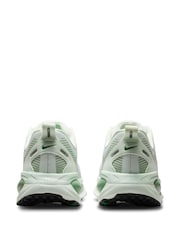 Nike Mint Green Vomero 18 Road Running Trainers - Image 10 of 10