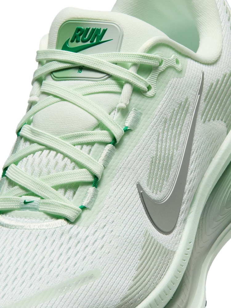 Nike Mint Green Vomero 18 Road Running Trainers - Image 12 of 12