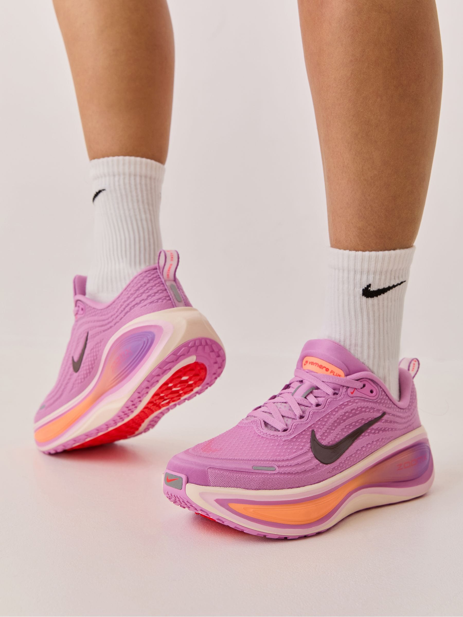 Comprar Roxa - Tênis de corrida Nike Vomero Plus from Next Brazil