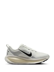 Nike White/Black Vomero 18 Road Running Trainers - Image 1 of 11