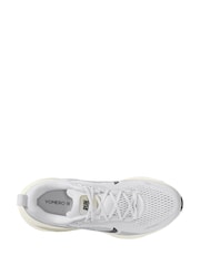 Nike White/Black Vomero 18 Road Running Trainers - Image 4 of 11