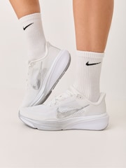 Nike White/Silver Pegasus 42 Road Running Trainers - Image 3 of 6