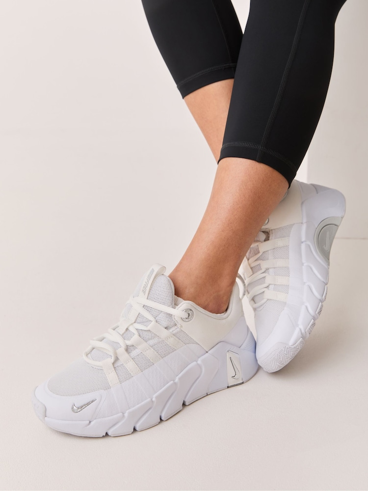 Nike White/Silver Free Metcon 7 Workout Trainers - Image 1 of 8
