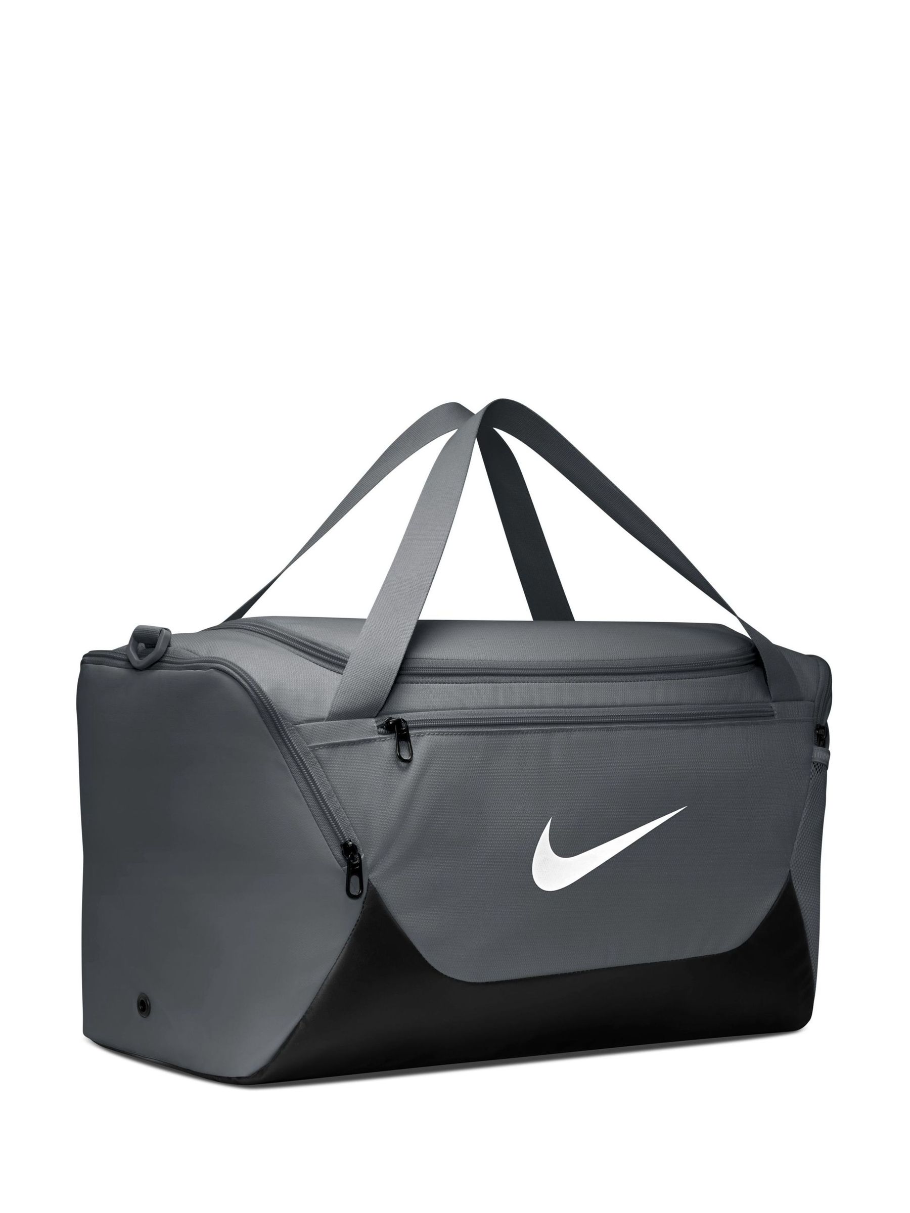 Next：日本 グレー - Nike Brasilia トレーニング ダッフルバッグ from