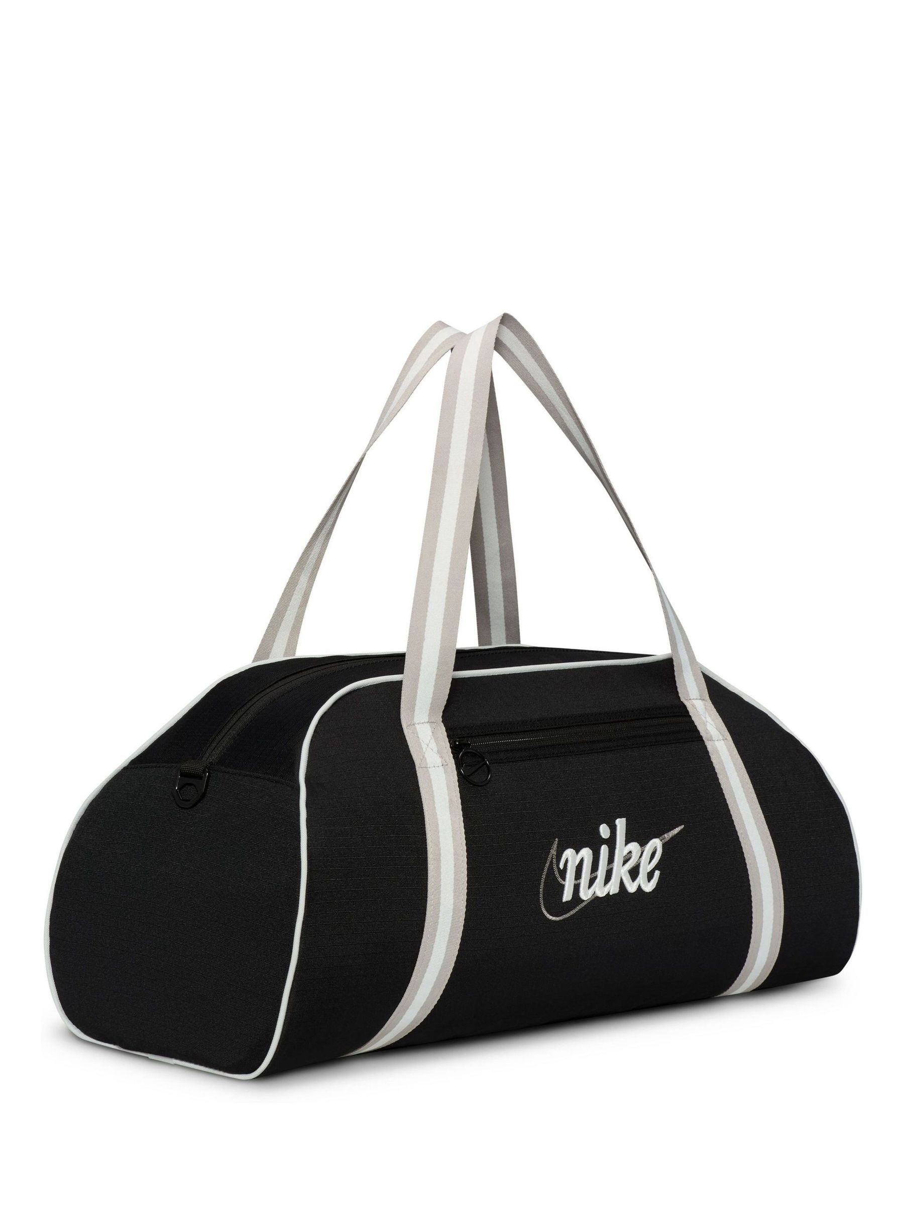 Next：日本 ブラック - Nike Gym Club トレーニングバッグ（24L） from
