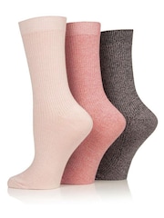 Glenmuir Pink Fine Knit Leisure Socks 3 pack - Image 2 of 4