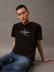 Camiseta con logo de monograma de Calvin Klein - Imagen 4 de 6