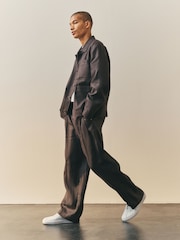 Marrón chocolate - Nothing Ordinary Pure Linen Herringbone Chore Jacket - Imagen 3 de 6