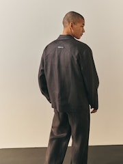 Marrón chocolate - Nothing Ordinary Pure Linen Herringbone Chore Jacket - Imagen 4 de 6