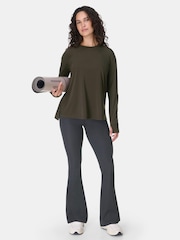 Sweaty Betty Green Soft Flow Studio Longline Long Sleeve Top - Image 3 of 7
