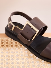 Friends Like These Faux Leather Buckle Two Part Flat Summer Sandals - 圖片 2/4