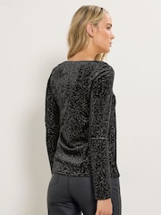 Long Tall Sally Long Sleeve Glitter Velvet Top - Imagem 3 de 5