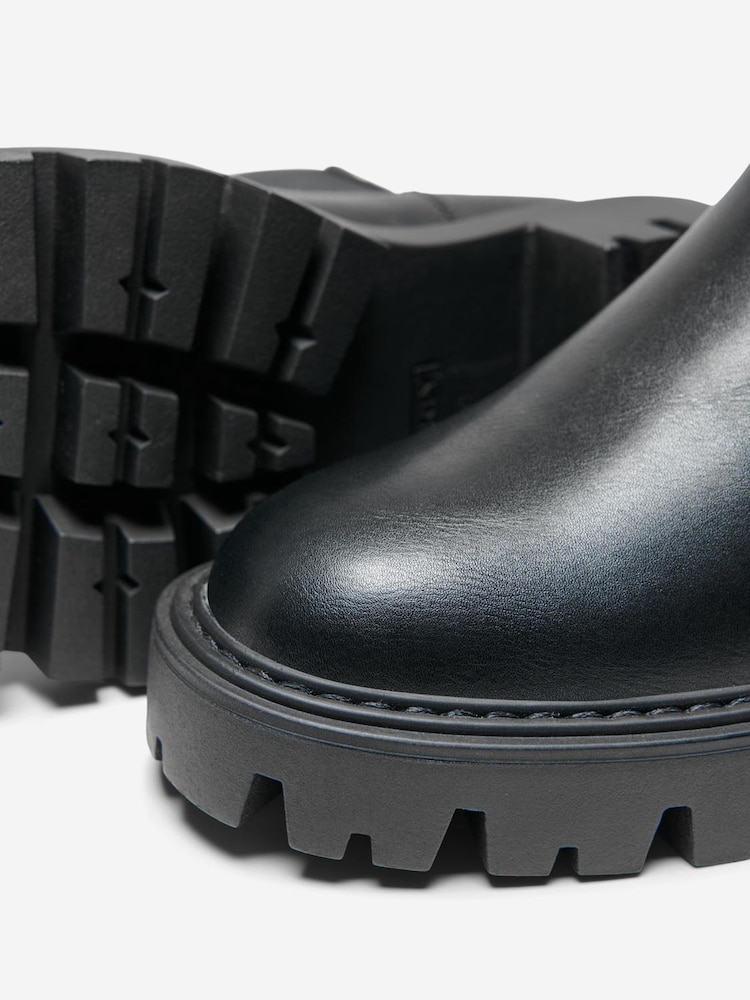 ONLY Black Chunky Sole Boots - Image 5 of 5 ONLY Black Chunky Sole Boots - Image 5 of 5