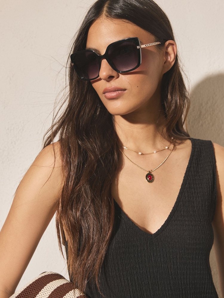 Black Square Sunglasses - Image 2 of 6