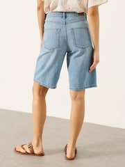 FatFace Jordan Denim Lightwash Longline Denim Shorts - Image 2 of 5