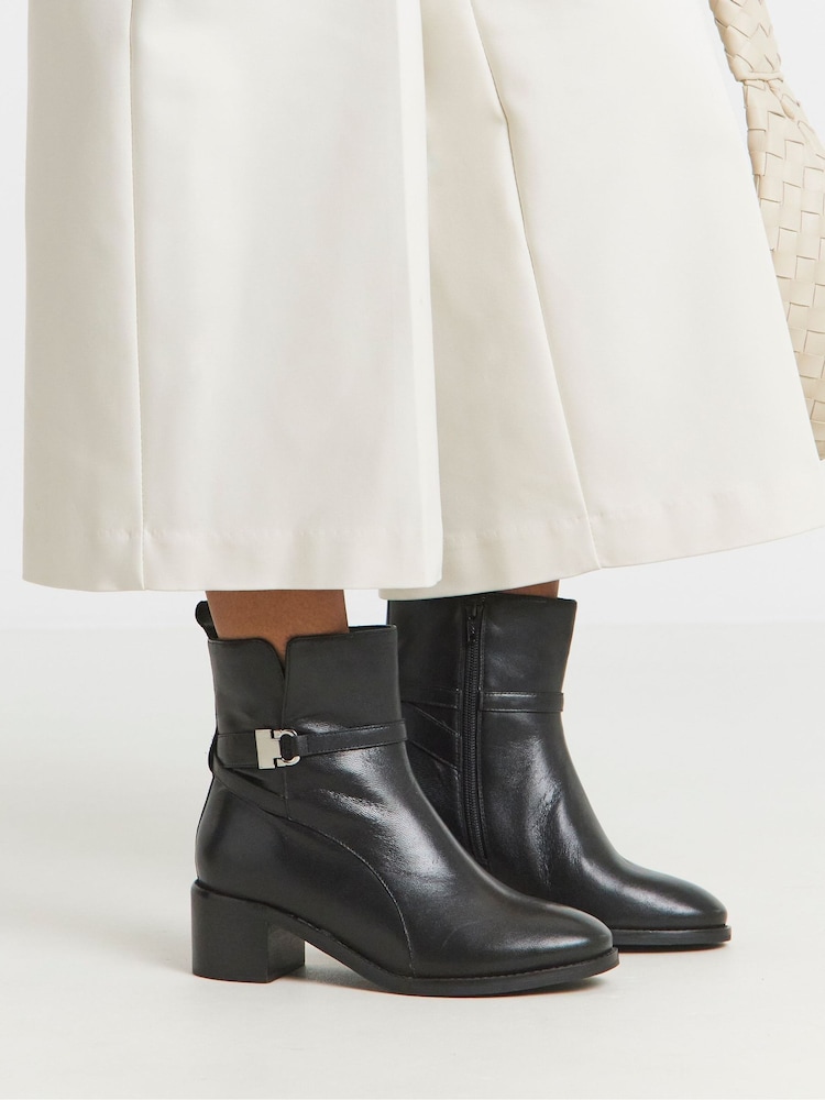 JD Williams Black Extra Wide Fit Low Block Heel Real Leather Ankle Boots With Metal Trim - Image 1 of 4 JD Williams Black Extra Wide Fit Low Block Heel Real Leather Ankle Boots With Metal Trim - Image 1 of 4