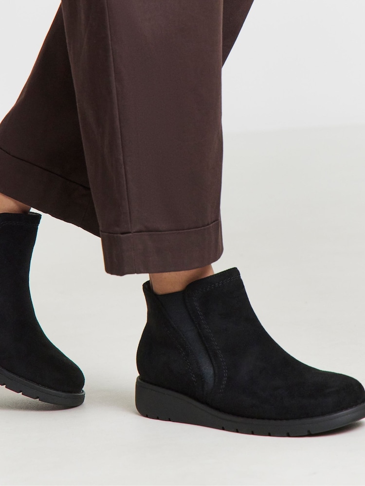 JD Williams Black Extra Wide Fit Heavenly Soles Low Wedge Chelsea Boots - Image 1 of 3 JD Williams Black Extra Wide Fit Heavenly Soles Low Wedge Chelsea Boots - Image 1 of 3